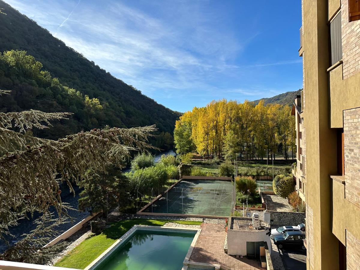 Apartament Rialp Amb Vistes Al Riu Noguera Pallaresa Luaran gambar