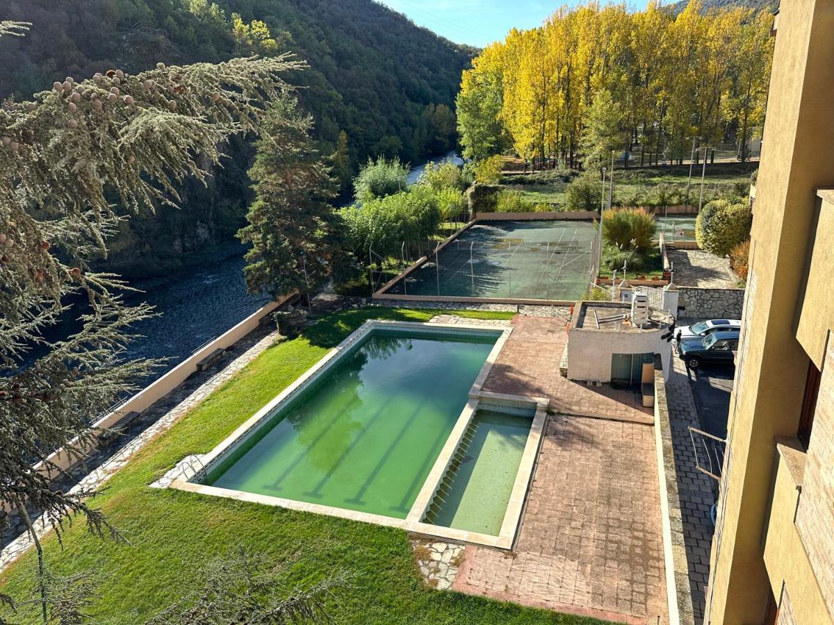 Apartament Rialp Amb Vistes Al Riu Noguera Pallaresa Luaran gambar